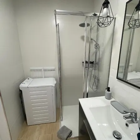 Lovely By Tor Apartment