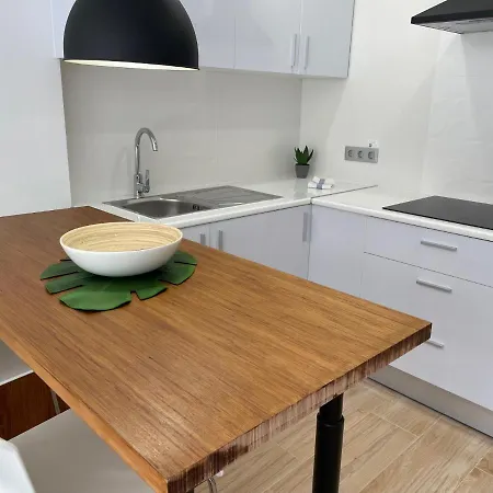 Lovely By Tor Apartment